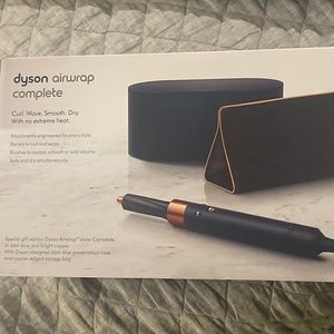 Dyson Airwrap Complete Hair Styler Special Holiday Gift Edition in Blue